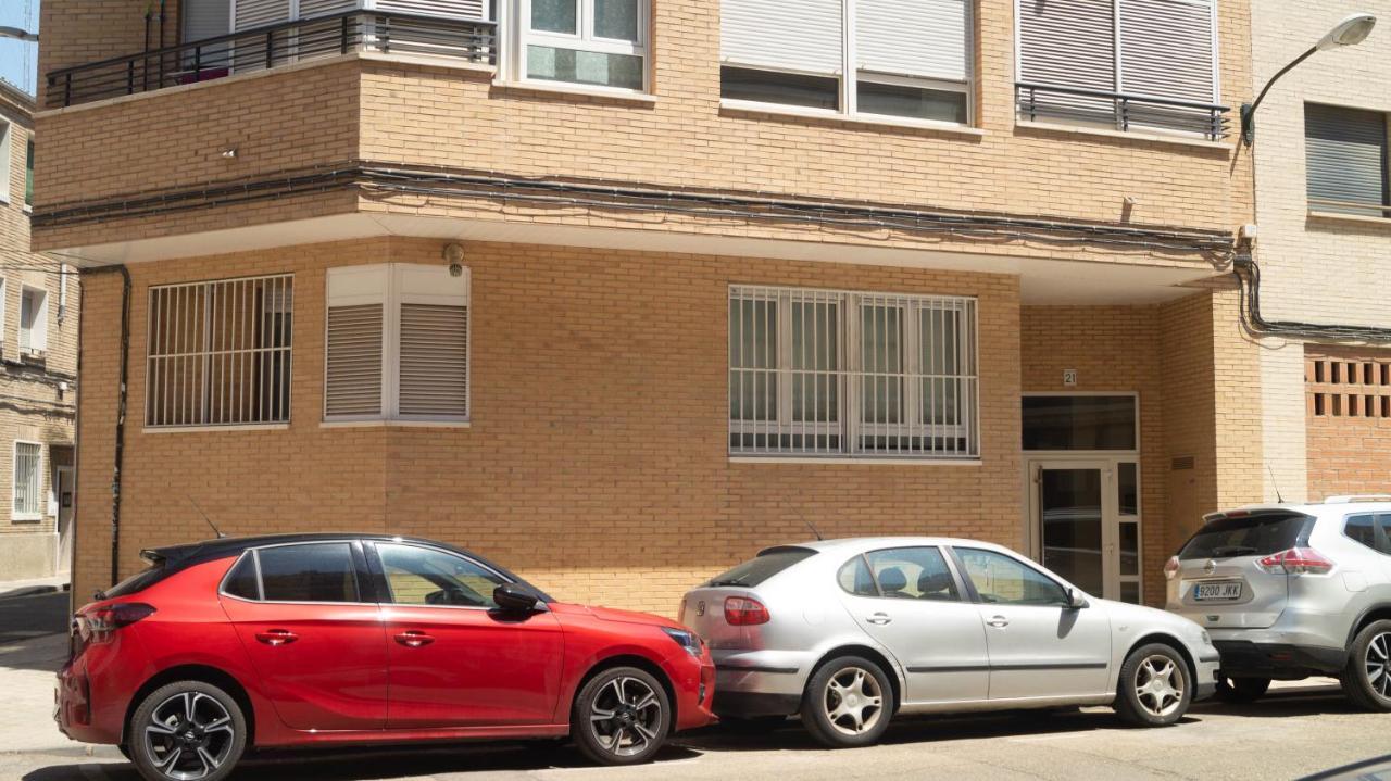 Y Sus 2 Catedrales Apartamento